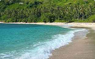 10 Pantai Tersembunyi di Lombok yang Jarang Diketahui Wisatawan_11zon